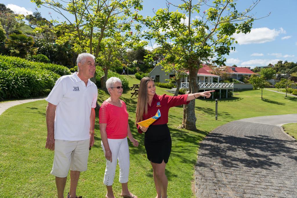Russell Top 10 Holiday Park Esterno foto