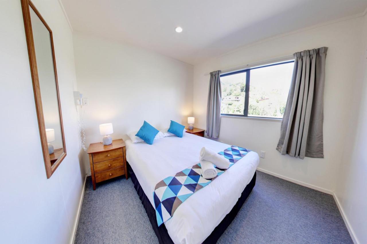 Russell Top 10 Holiday Park Esterno foto