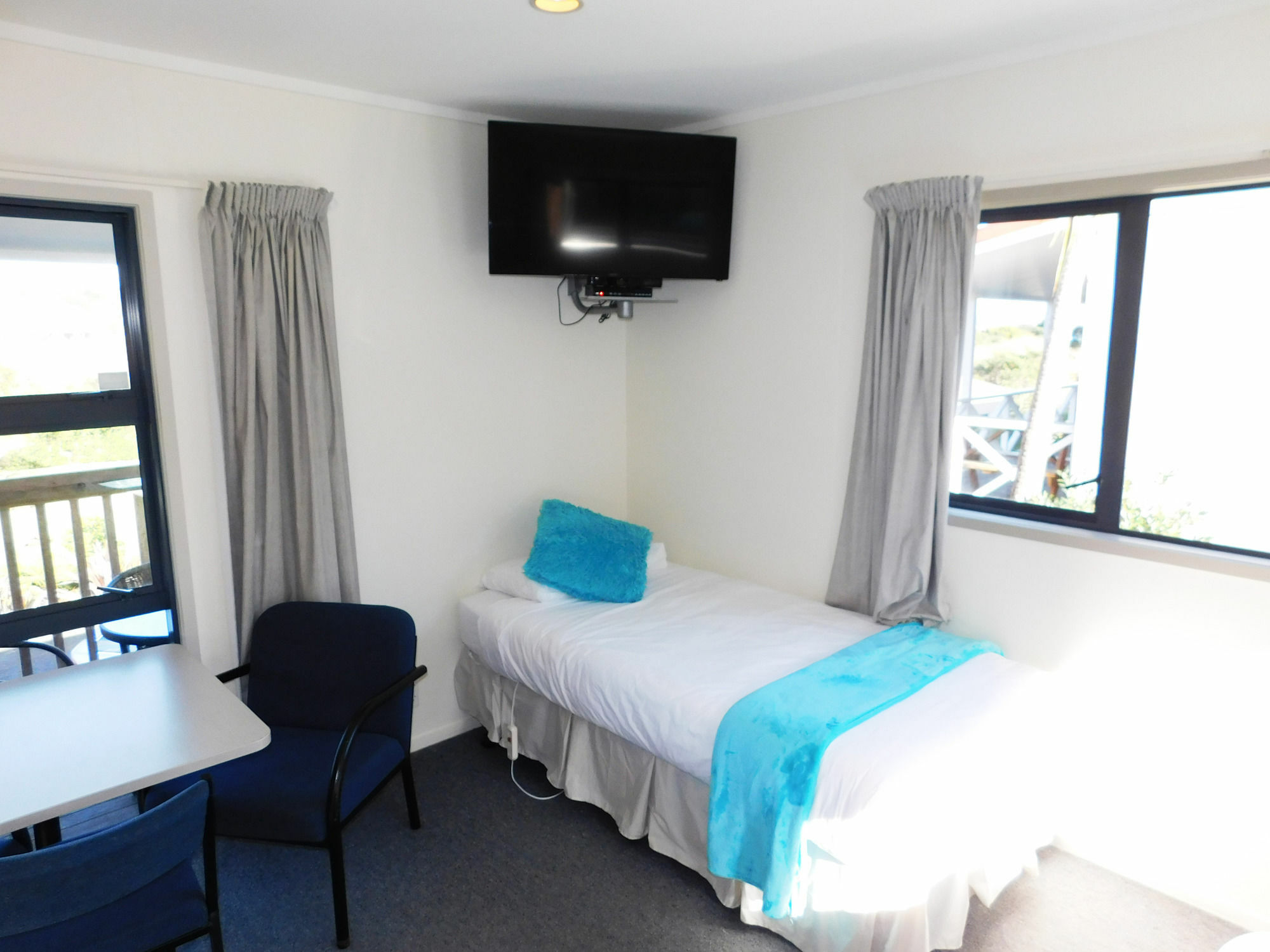 Russell Top 10 Holiday Park Esterno foto